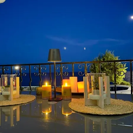 Maya Bay Luxury Apartamento *